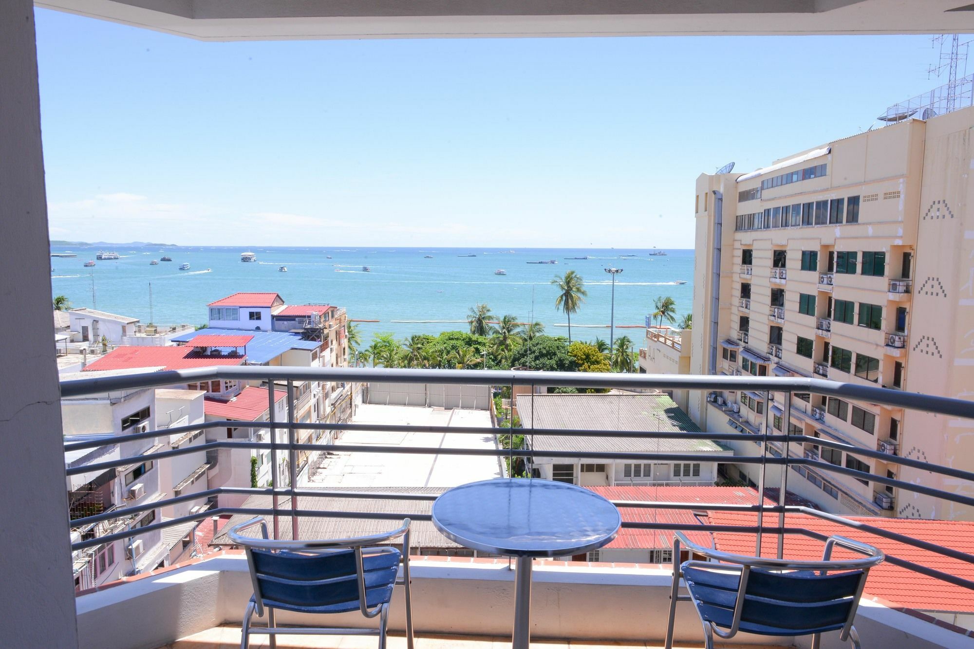 Sandy Spring Hotel Pattaya Luaran gambar